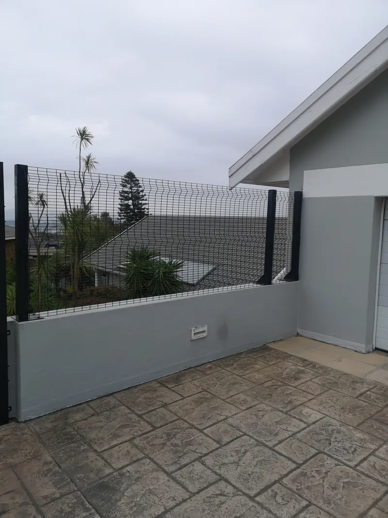 Black clearview roadside boundary fence at residential property in Cape Town