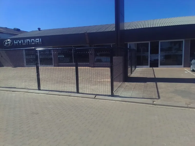 Completed clearview perimeter fence at Hyundai car dealership in Cape Town