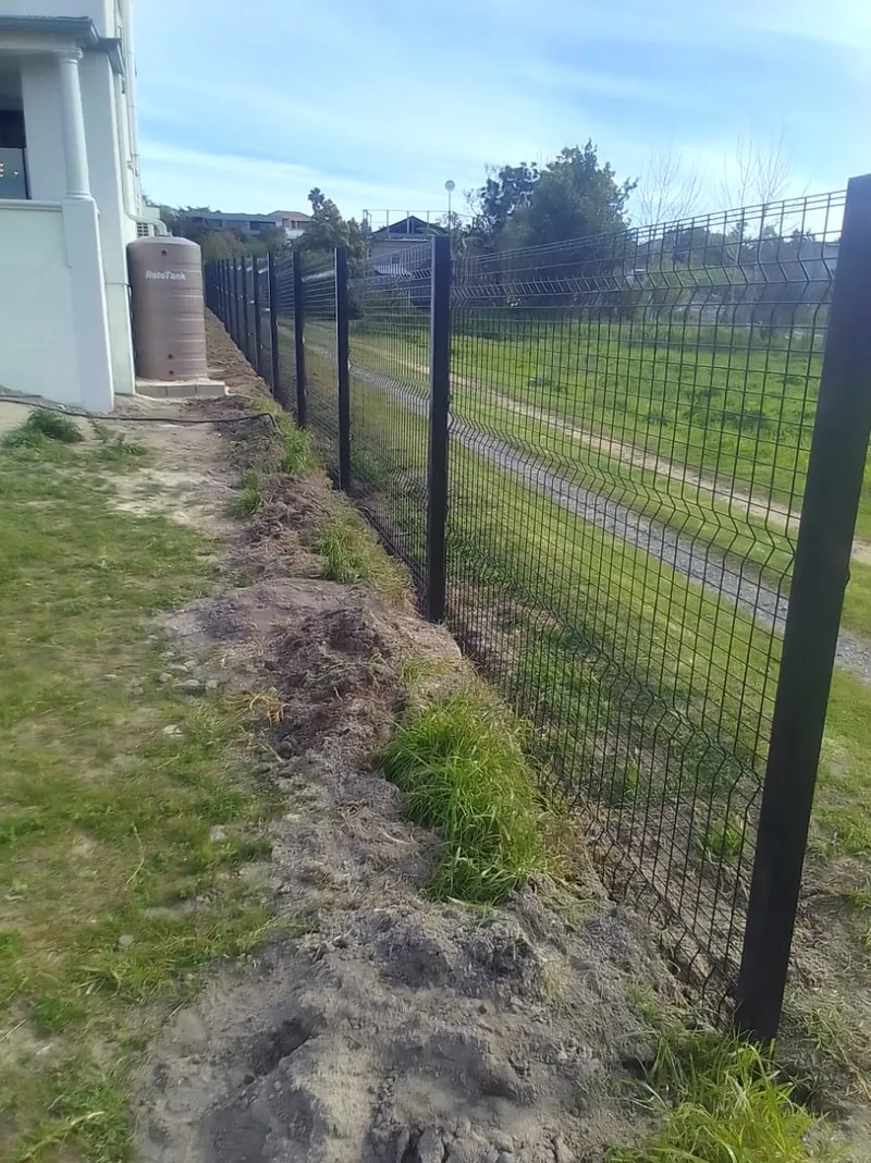 Newly installed Clearview mesh fence beside Cape Town suburban residential property